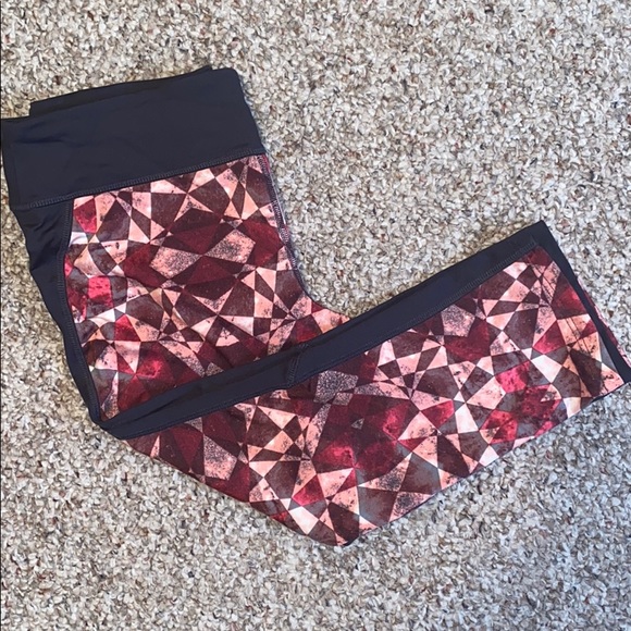Forever 21 Geometric Print Legging - Picture 1 of 4